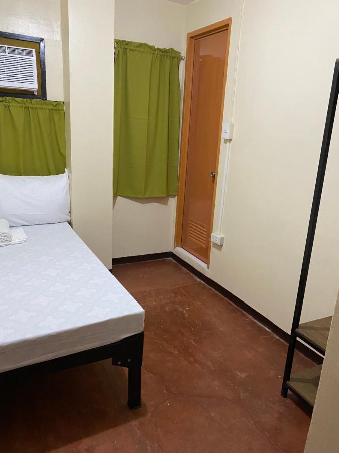Achievers Dormitory Cebu Exterior photo